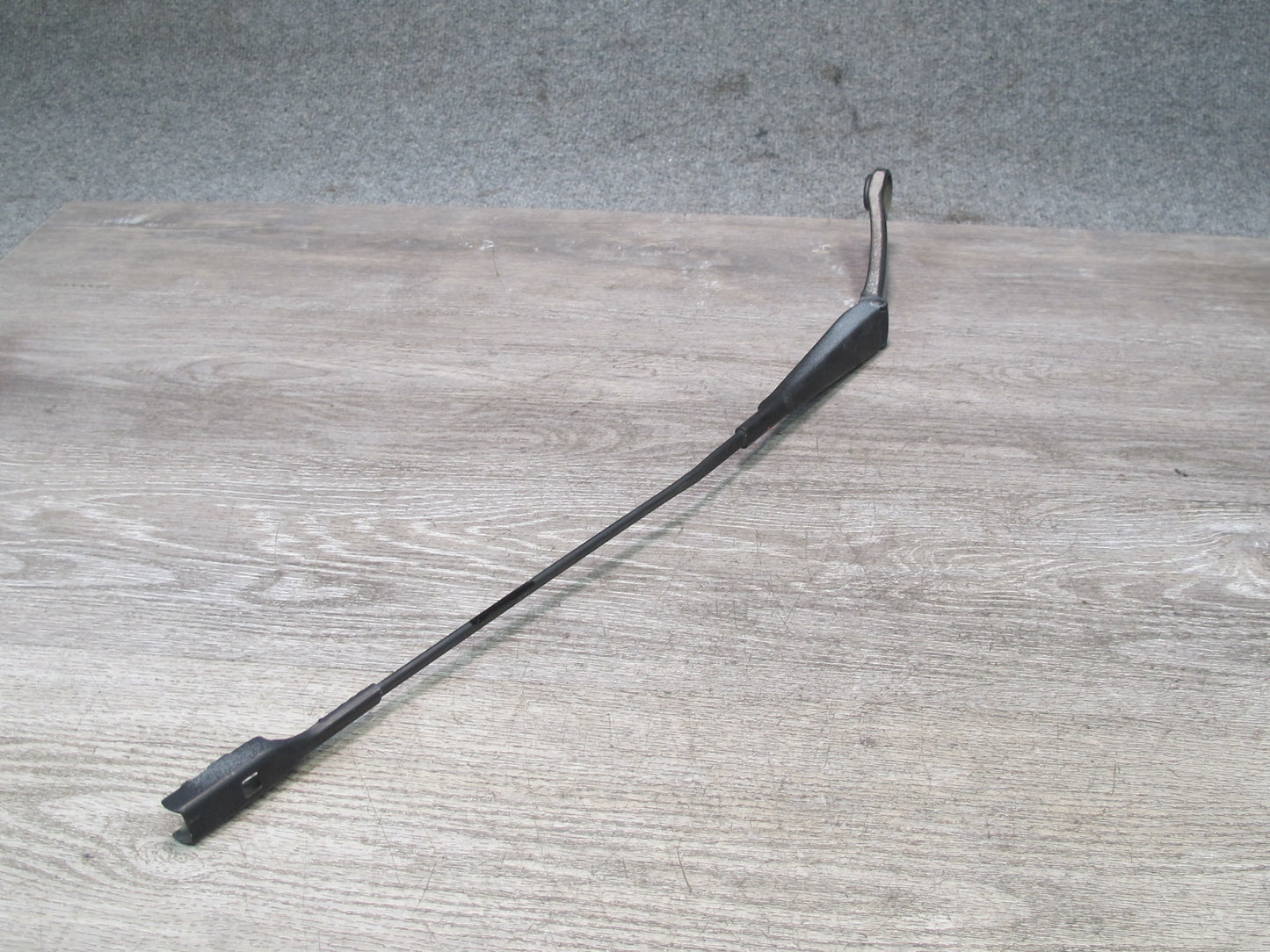 2015-2025 Porsche Macan Front Left & Right Windshield Wiper Arm Set of 2