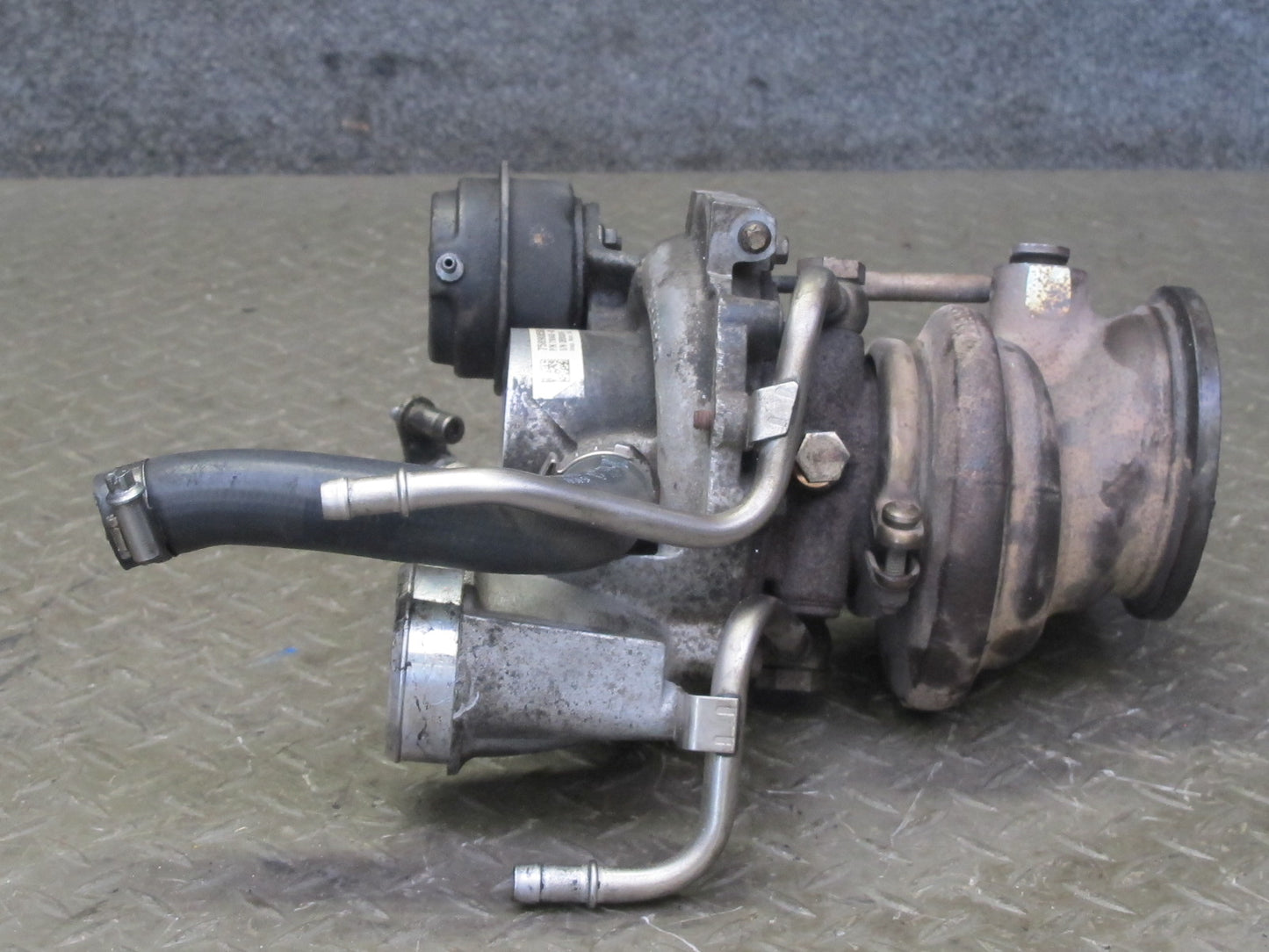 2010-2014 BMW E71 X6M S63 Left & Right Turbocharger Unit Set of 2 86k Miles
