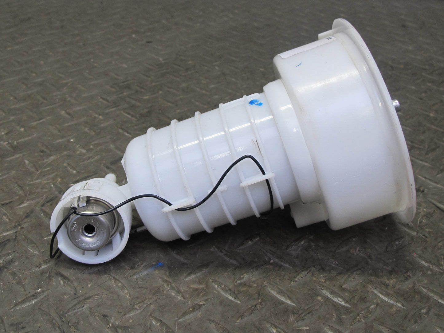 09-16 BMW E89 Z4 E89 35is N54 Fuel Pump Pressure Regulator TI Automotive