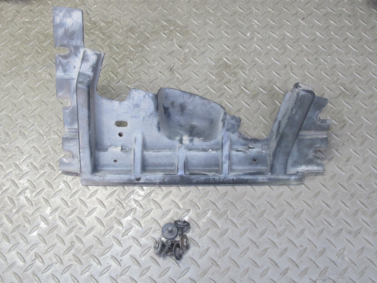 91-96 Chevrolet Corvette C4 Front Left Fender Liner Splash Shield Guard OEM