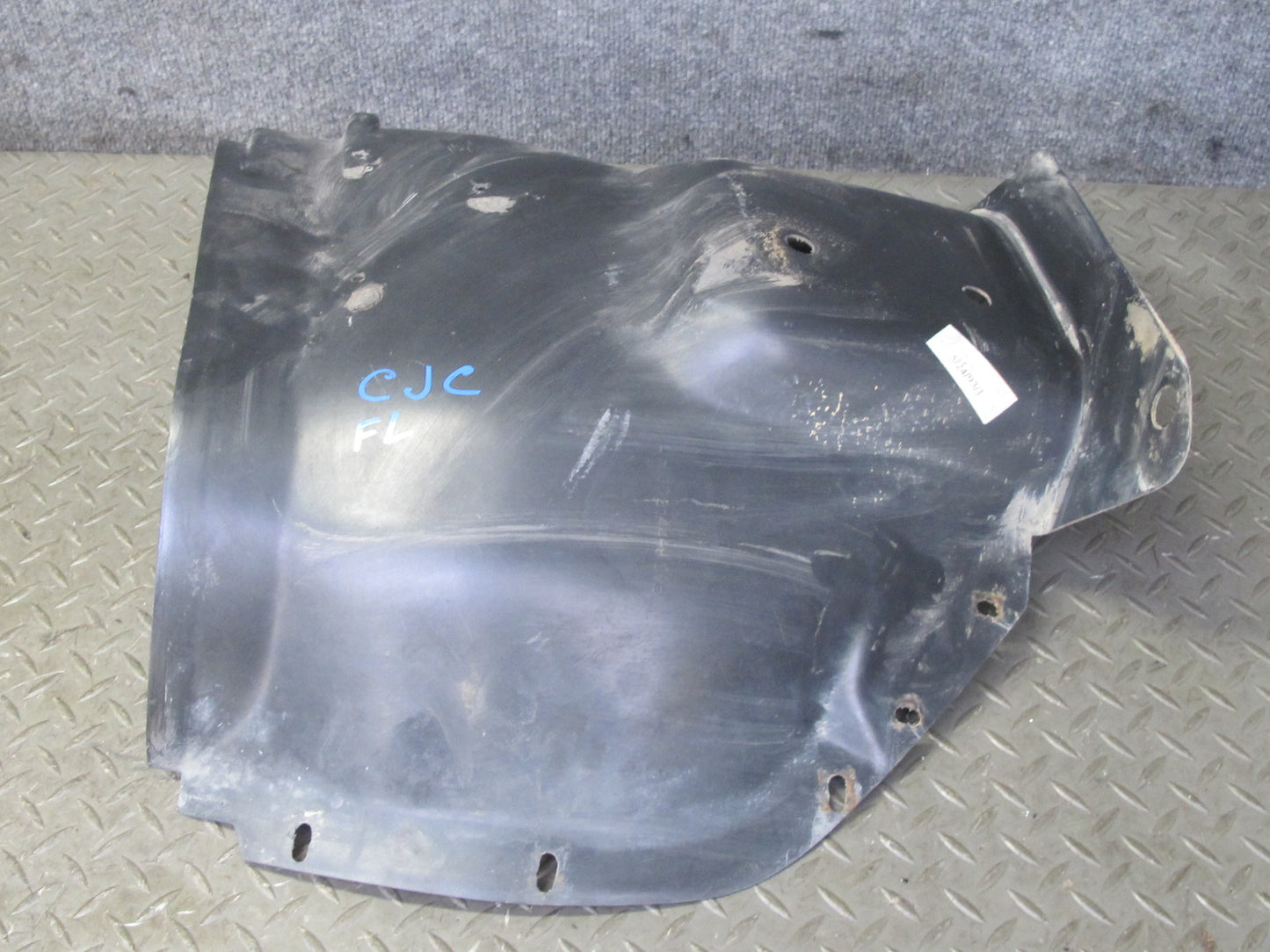 91-96 Chevrolet Corvette C4 Front Left Fender Liner Splash Shield Guard OEM