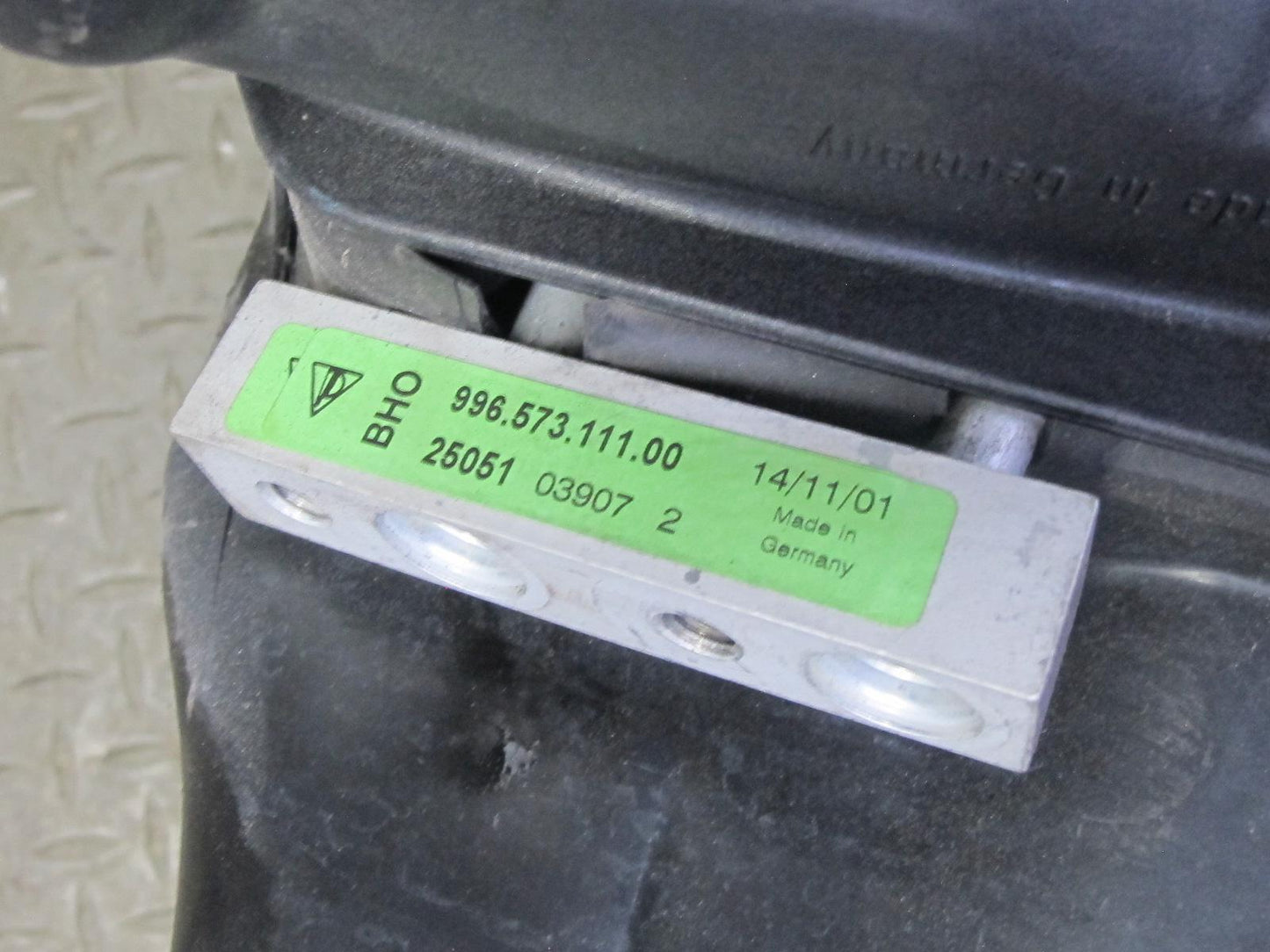 1997-2004 Porsche Boxster 986 Left Engine Radiator Fan Condenser Shroud Assy