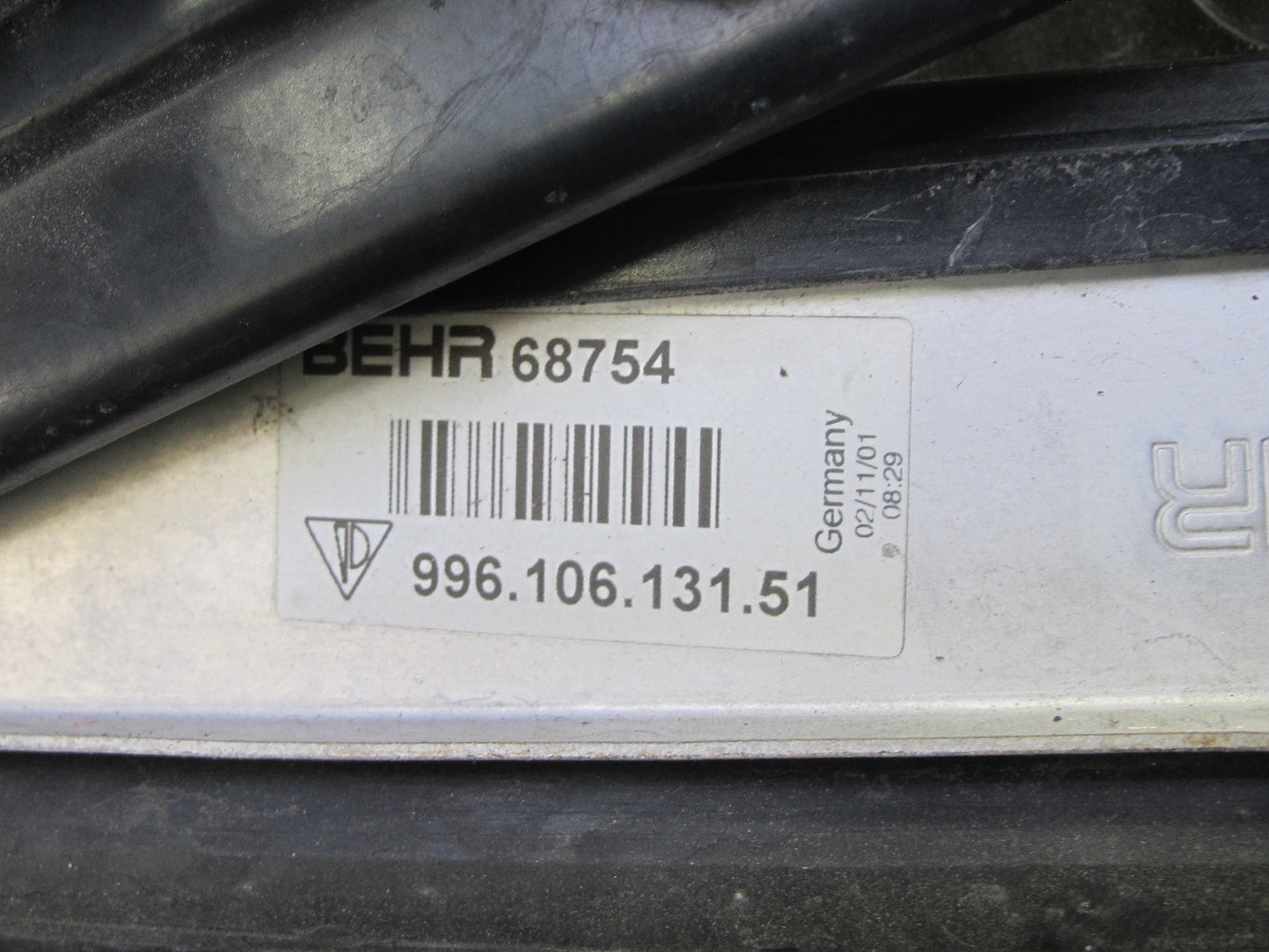 1997-2004 Porsche Boxster 986 Left Engine Radiator Fan Condenser Shroud Assy