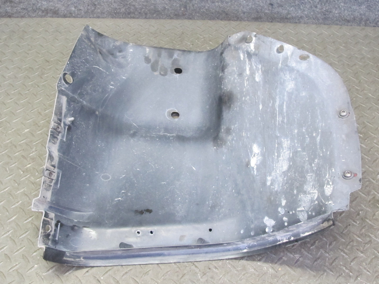 91-96 Chevrolet Corvette C4 Front Right Wheel Arch Fender Splash Guard Set OEM