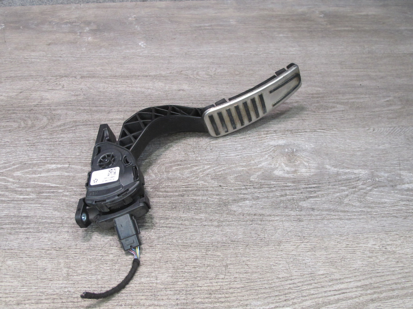 2017-2020 Maserati Levante M161 Gas Acceleration Pedal 04861714AF