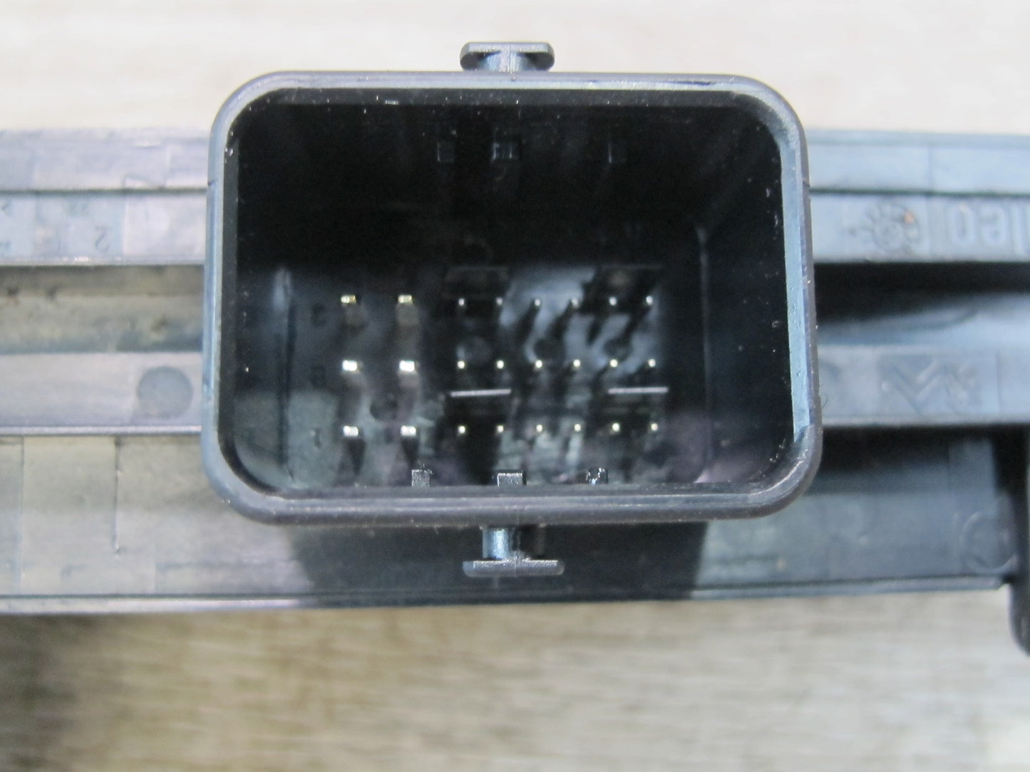 2017-2020 Maserati Levante M161 Headlight Lamp Control Module 6700347640