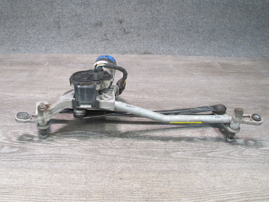 2017-2020 Maserati Levante M161 Windshield Wiper Transmission Linkage W/ Motor