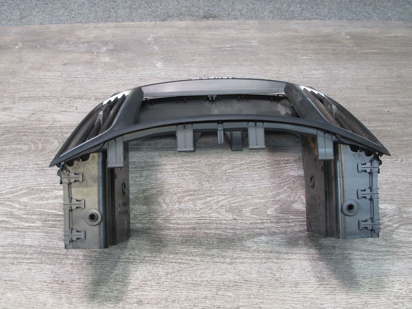 2017-2020 Maserati Levante M161 Front Dash Center Display Bezel Trim Vent Grille