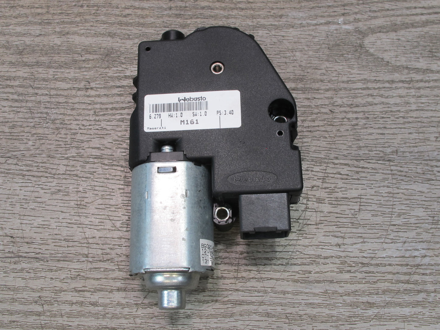 2017-2020 Maserati Levante M161 Upper Sunroof Motor Drive Unit
