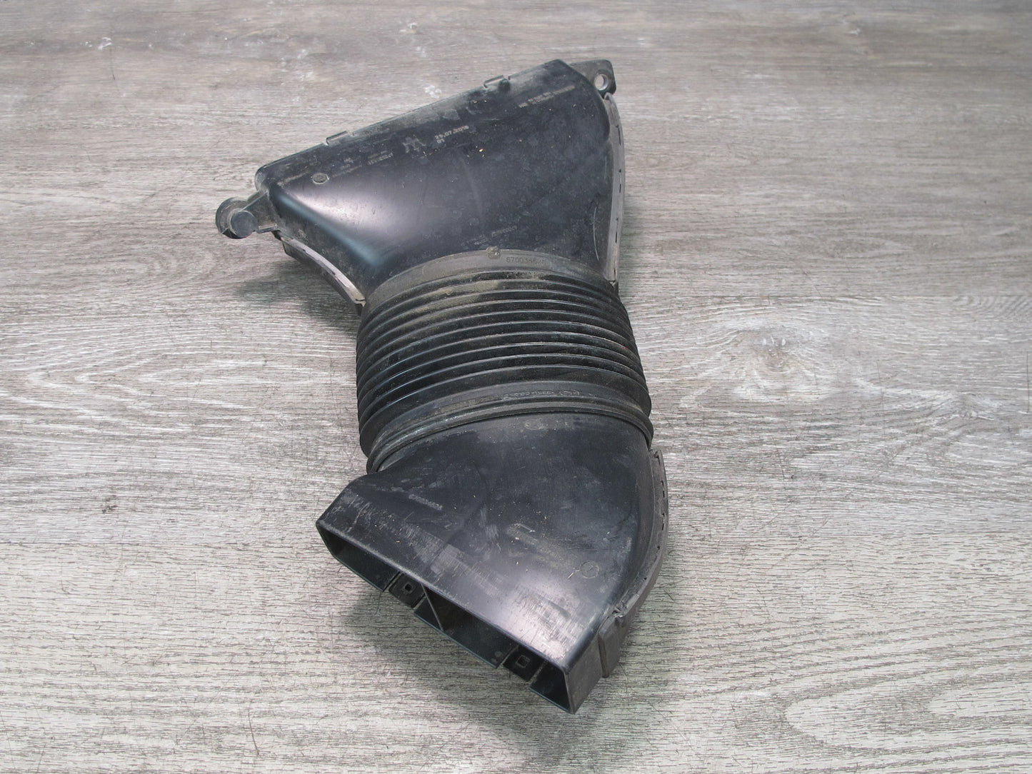 2017-2020 Maserati Levante M161 Right & Left Intake Air Cleaner Duct Hose Set