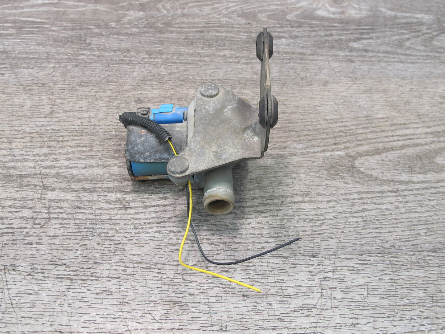 2017-2020 Maserati Levante M161 A/C Hvac Heater Control Solenoid Valve