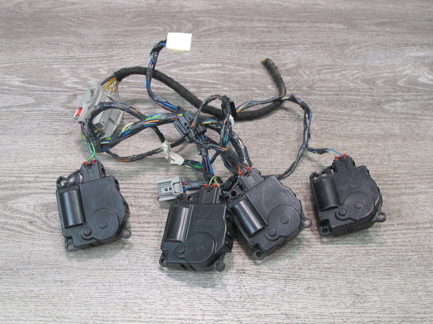 2017-2020 Maserati Levante M161 A/C Heater Flap Door Actuator Motor Wiring Set