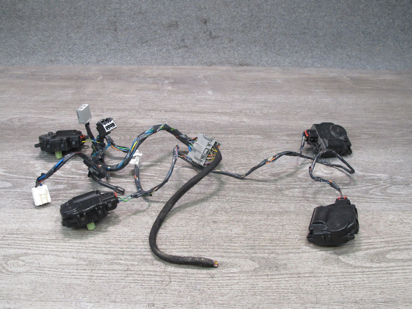 2017-2020 Maserati Levante M161 A/C Heater Flap Door Actuator Motor Wiring Set