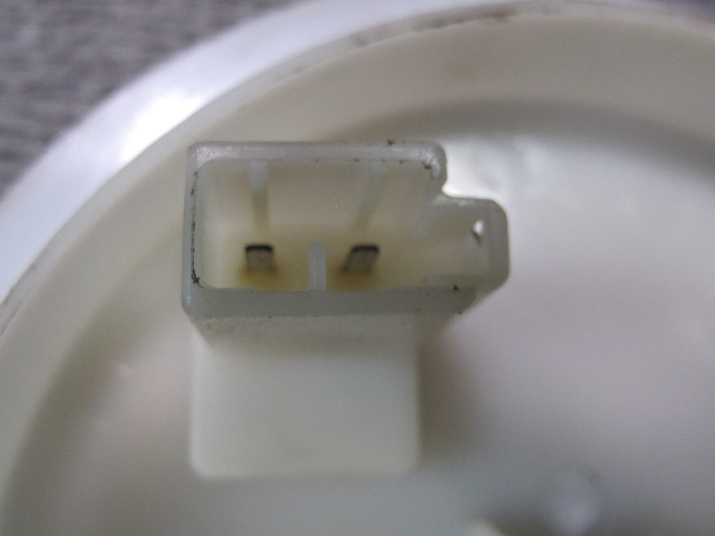 04-08 Mazda RX8 Fuel Gas Pump Assembly N3H1 OEM