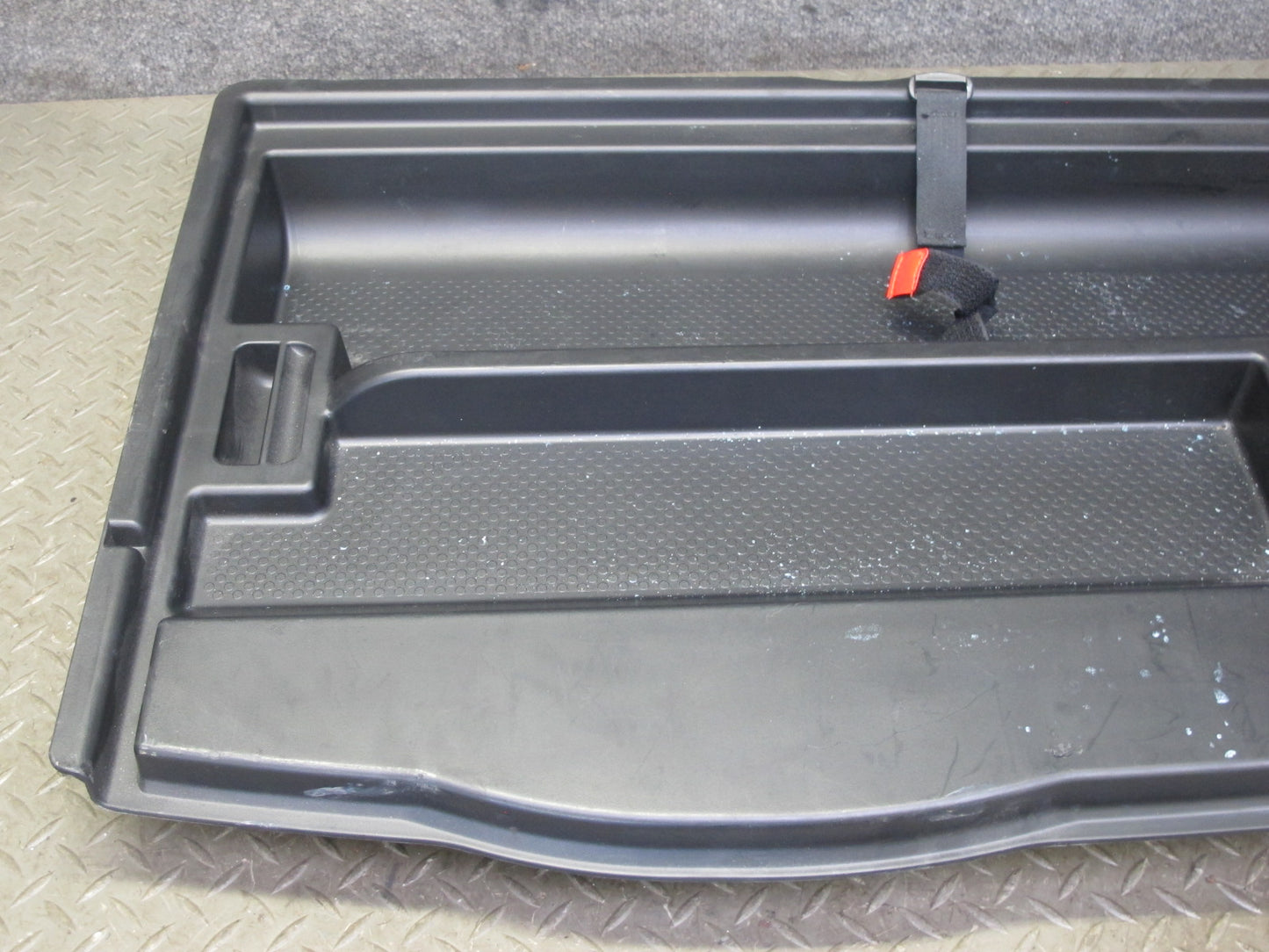 2017-2020 Maserati Levante M161 Rear Trunk Cargo Floor Tray Storage