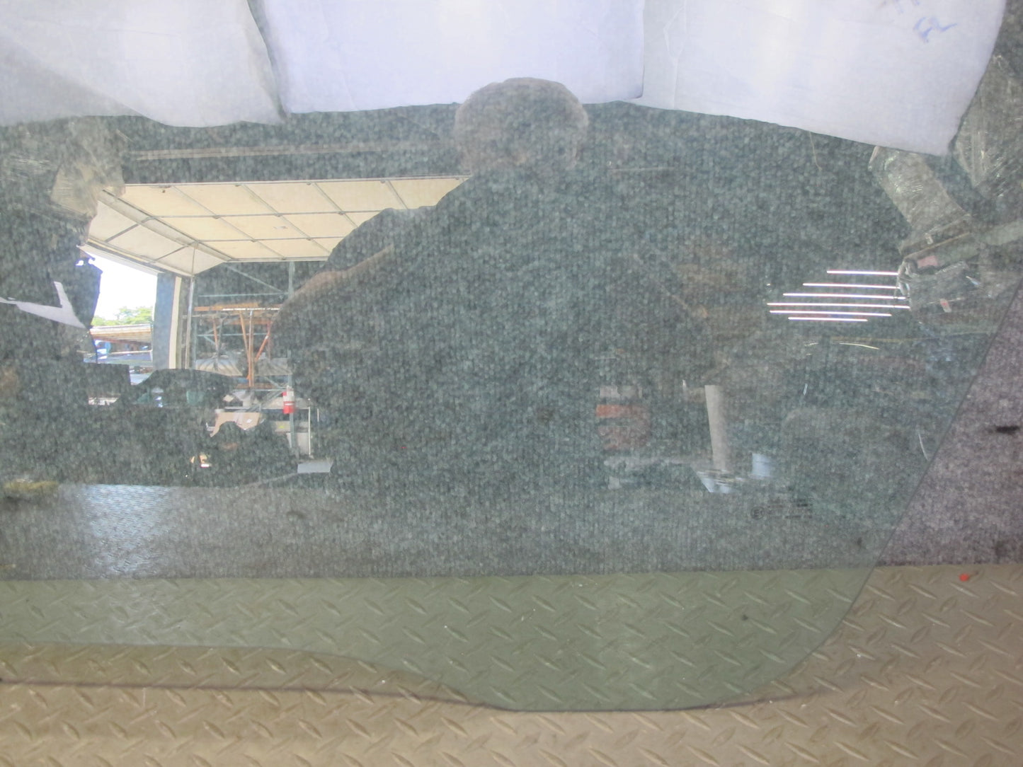 1999-2005 Porsche 911 Carrera 996 Convertible Left Door Glass Window