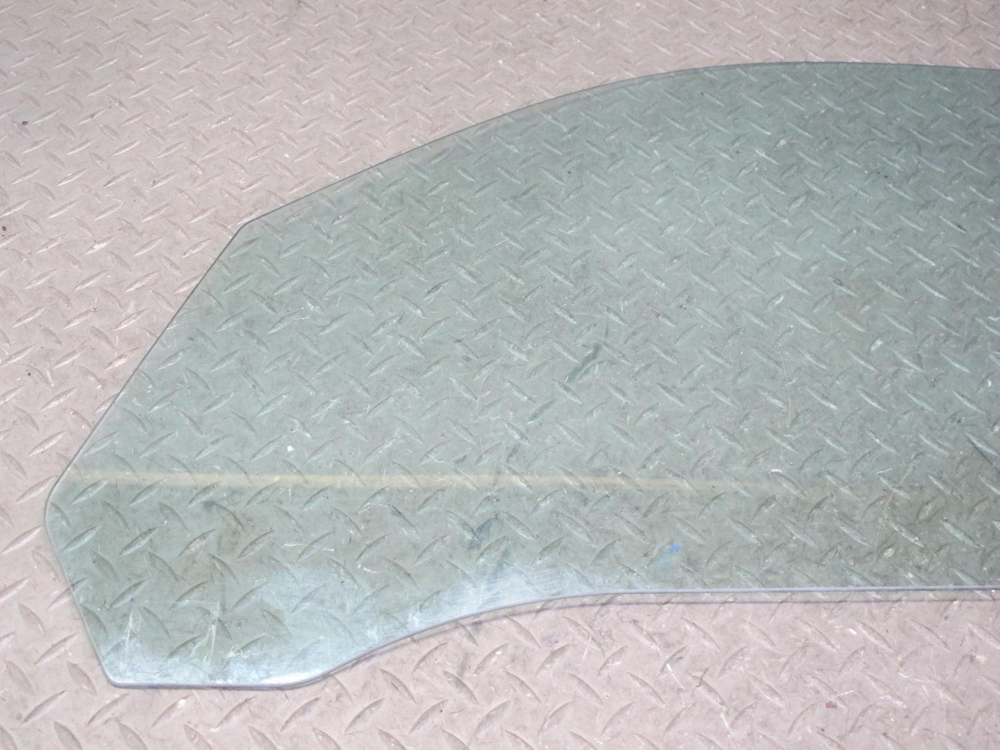 1999-2005 Porsche 911 Carrera 996 Convertible Left Door Glass Window