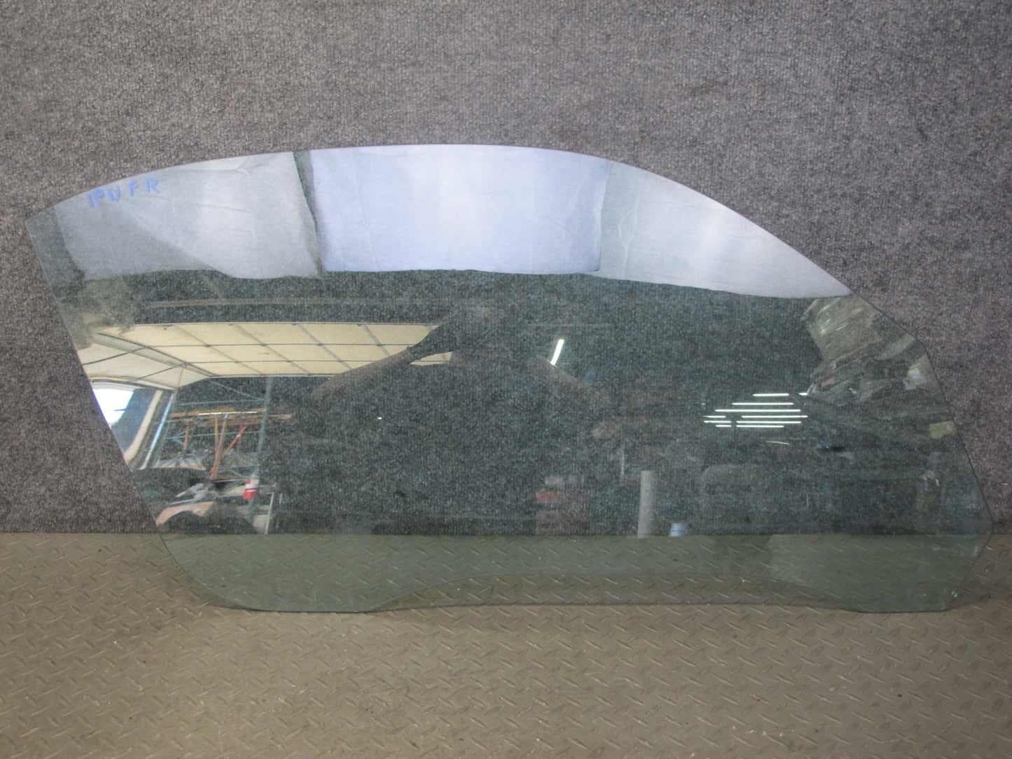 1999-2005 Porsche 911 Carrera 996 Convertible Right Door Glass Window