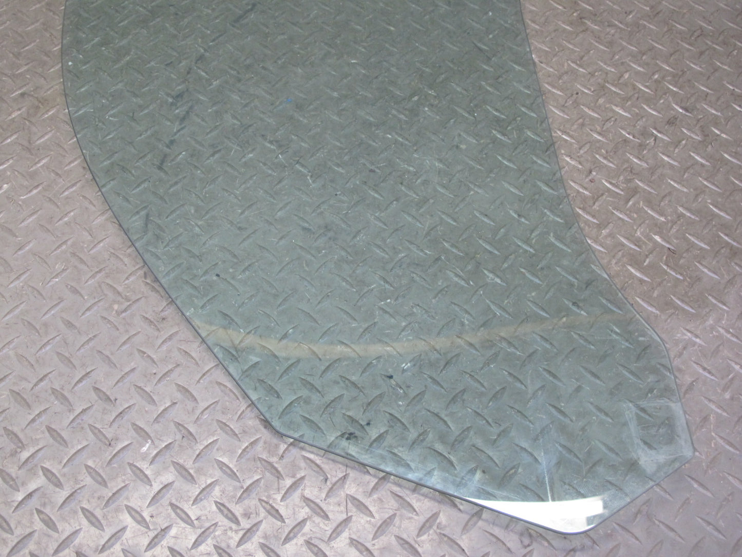 1999-2005 Porsche 911 Carrera 996 Convertible Right Door Glass Window