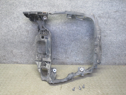 2015-2018 Porsche Macan Front Right Intercooler Mount Bracket Support 95B805594