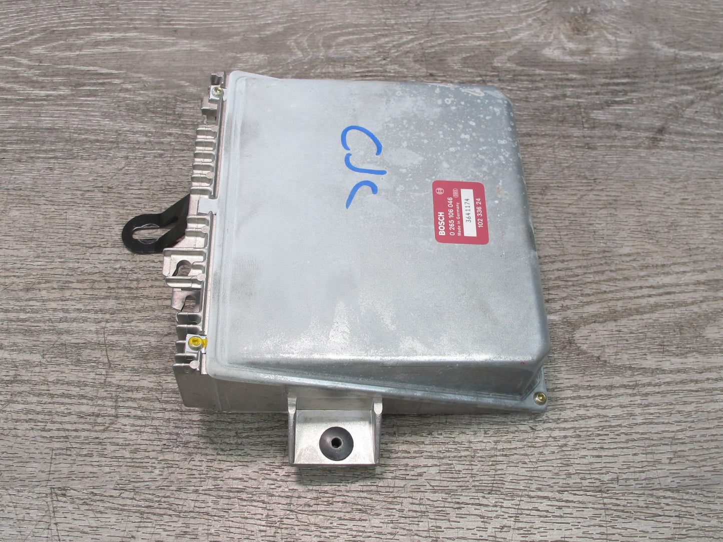 92-94 Chevrolet Corvette C4 Anti Lock Brake ABS Control Module 0265106046 OEM