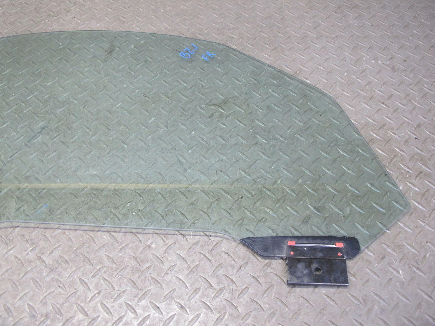 03-08 BMW E85 Z4 Front Right Passenger Door Window Glass OEM