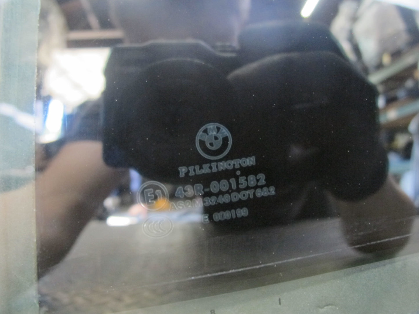 2008-2013 BMW E90 M3 328i 335i Rear Left Door Glass Window