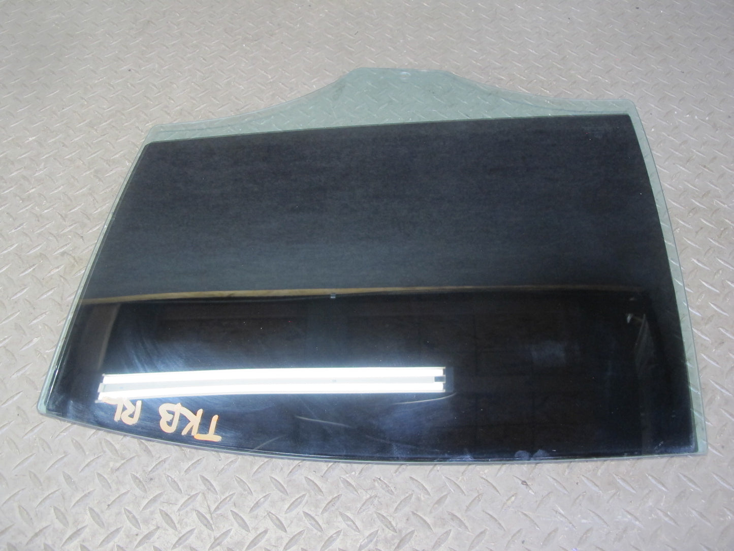 2008-2013 BMW E90 M3 328i 335i Rear Left Door Glass Window