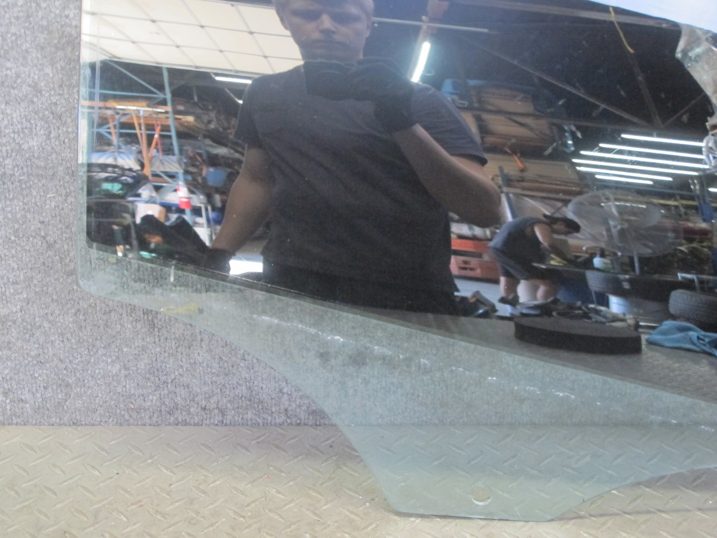 2008-2013 BMW E90 M3 328i 335i Rear Right Door Glass Window
