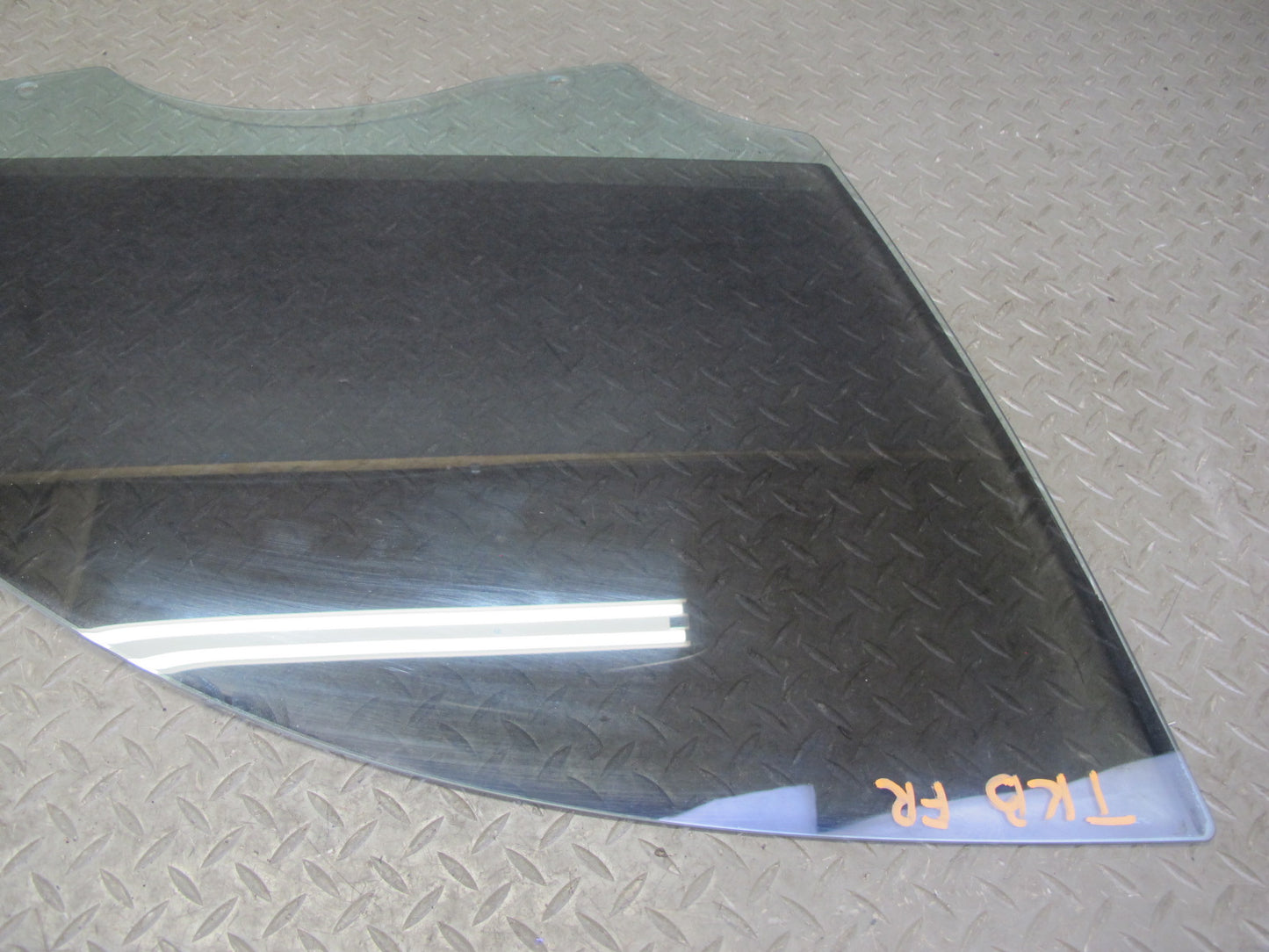 2008-2013 BMW E90 M3 328i 335i Front Right Door Glass Window