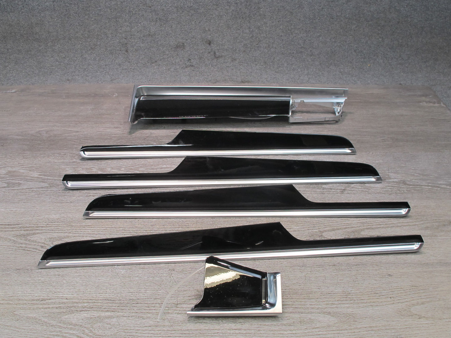 2015-2018 Porsche Macan 95B Dash Door Trim Bezel Cover Panel Set of 6