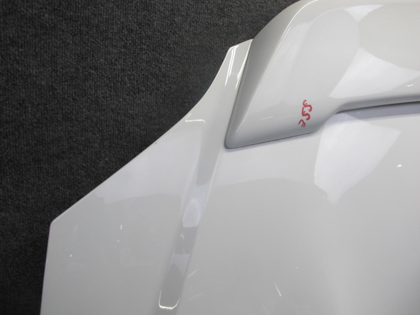 07-10 Saturn SKY Redline Rear Trunk Lid w Spoiler Polar White OEM