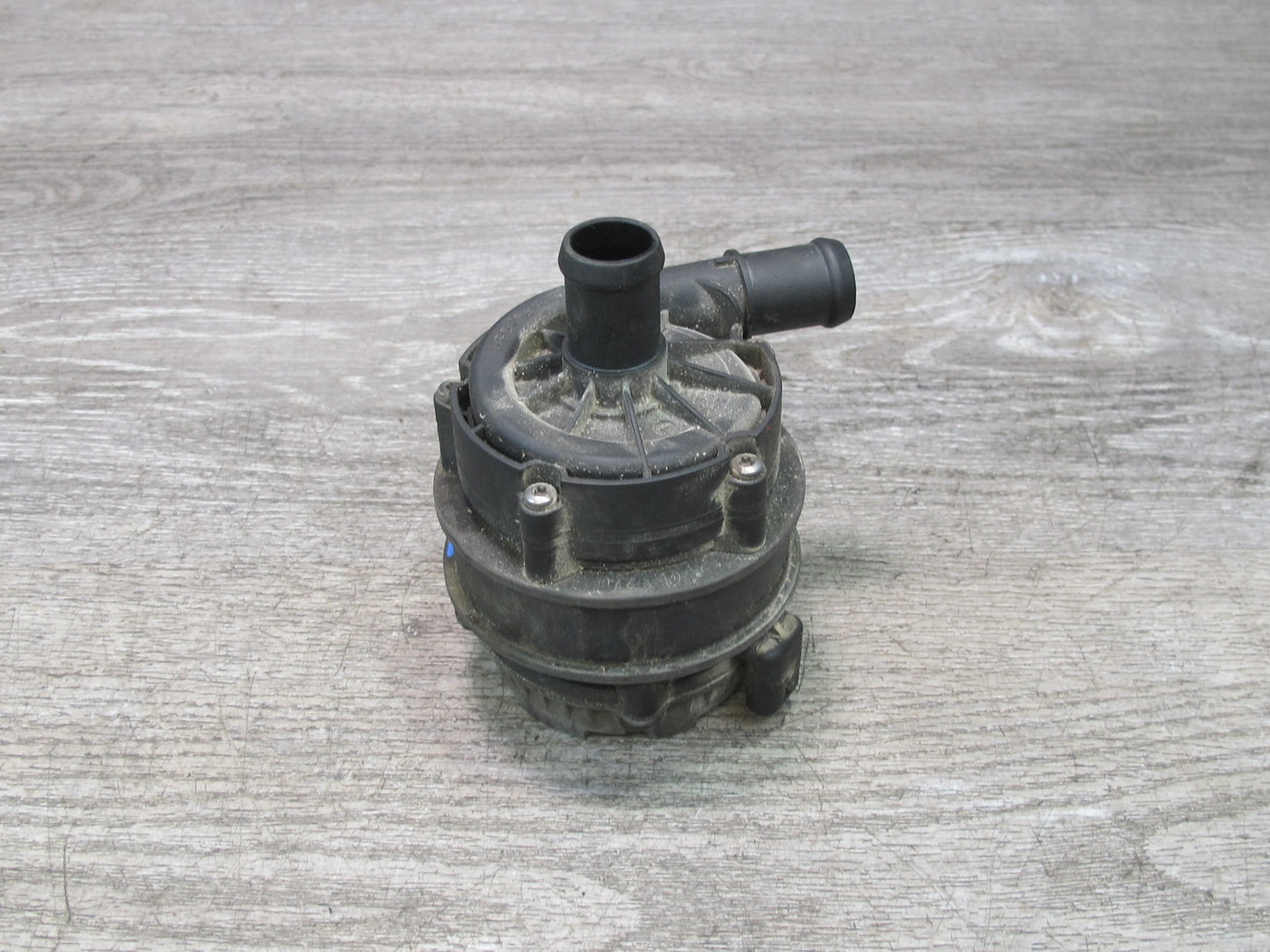 2017-2020 Maserati Levante M161 Engine Auxiliary AUX Water Coolant Pump