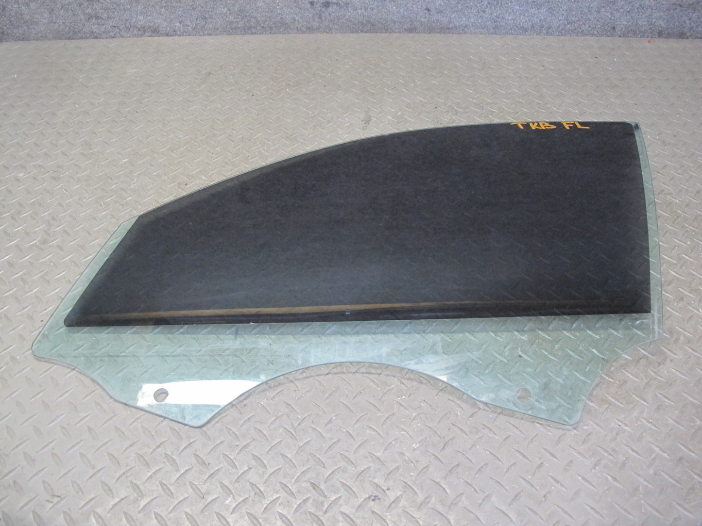 2008-2011 BMW E90 M3 328i 335i Front Left Door Glass Window