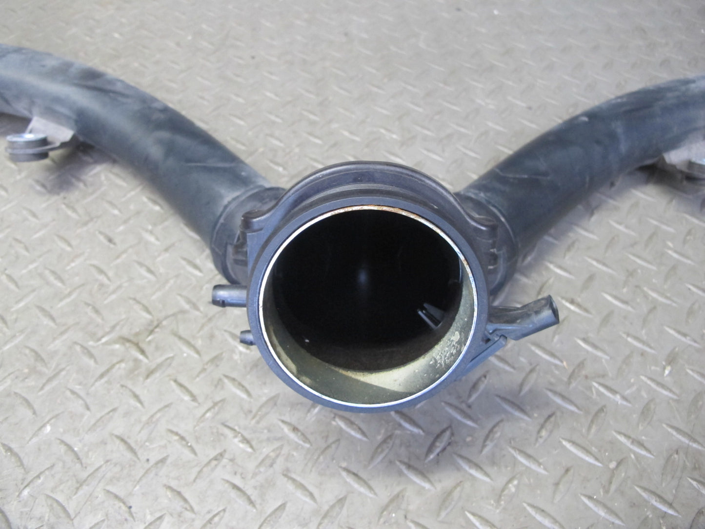 2015-2018 Porsche Macan Air Intake Inlet Hose Pipe Line w Sensor 95B145762A