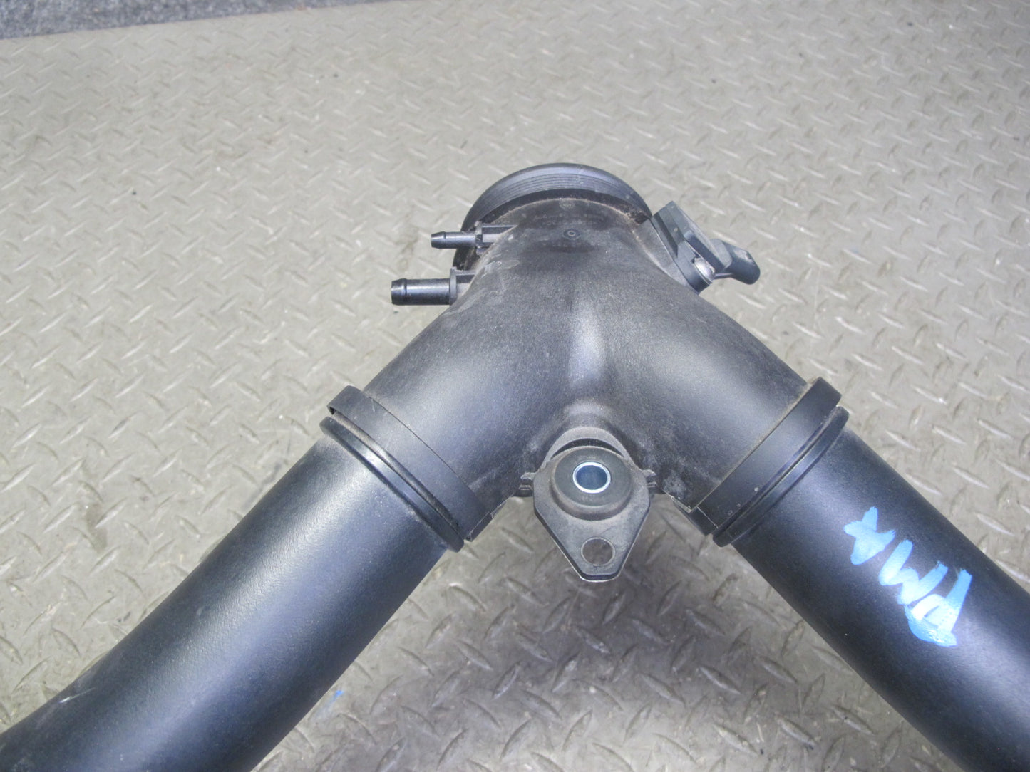 2015-2018 Porsche Macan Air Intake Inlet Hose Pipe Line w Sensor 95B145762A
