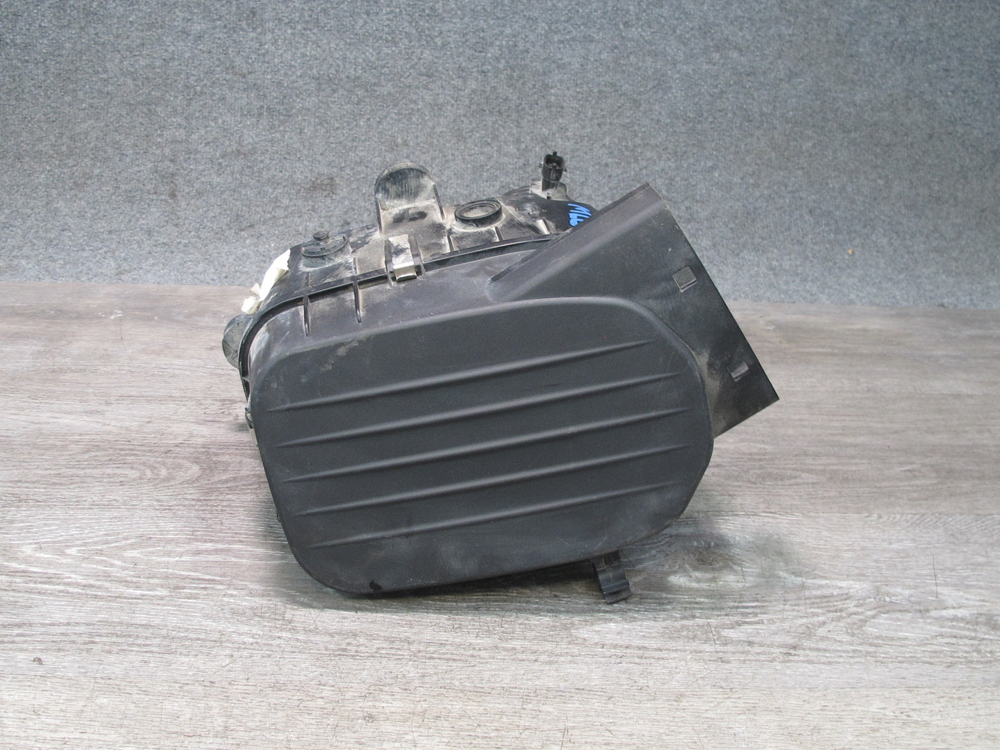 2017-2020 Maserati Levante M161 Left Side Intake Air Cleaner Filter Box Housing