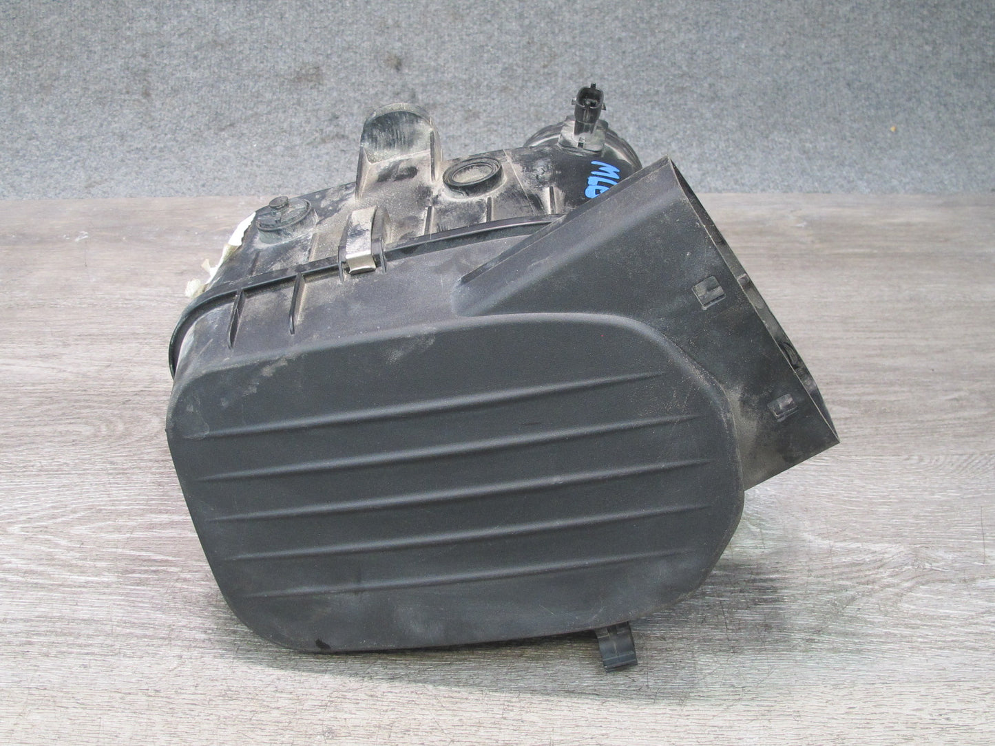 2017-2020 Maserati Levante M161 Left Side Intake Air Cleaner Filter Box Housing