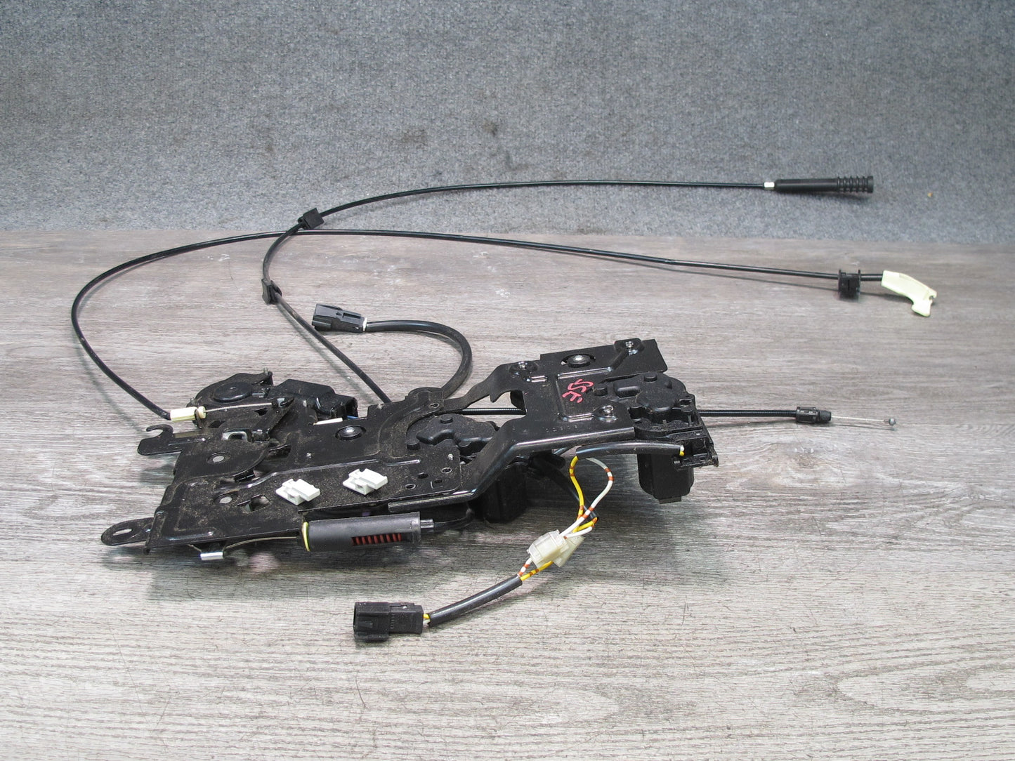 07-10 Saturn SKY Convertible TOP Roof Lock Latch Mechanism w Motor OEM