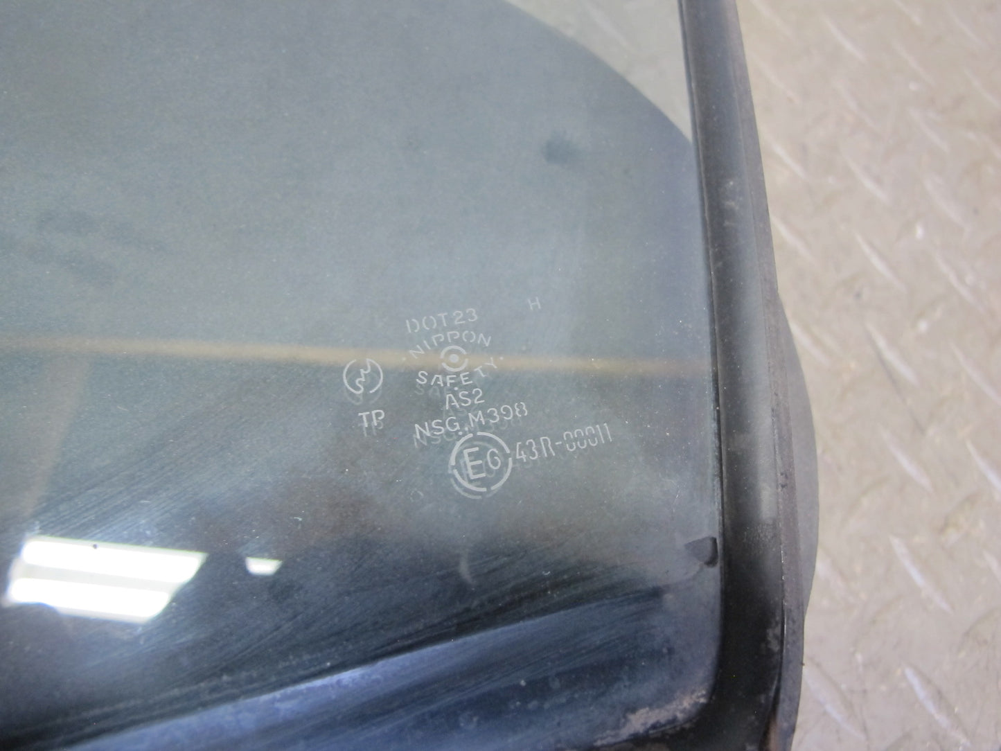 88-91 Mazda RX7 FC3S Convertible Front Left Driver Door Vent Glass Window OEM