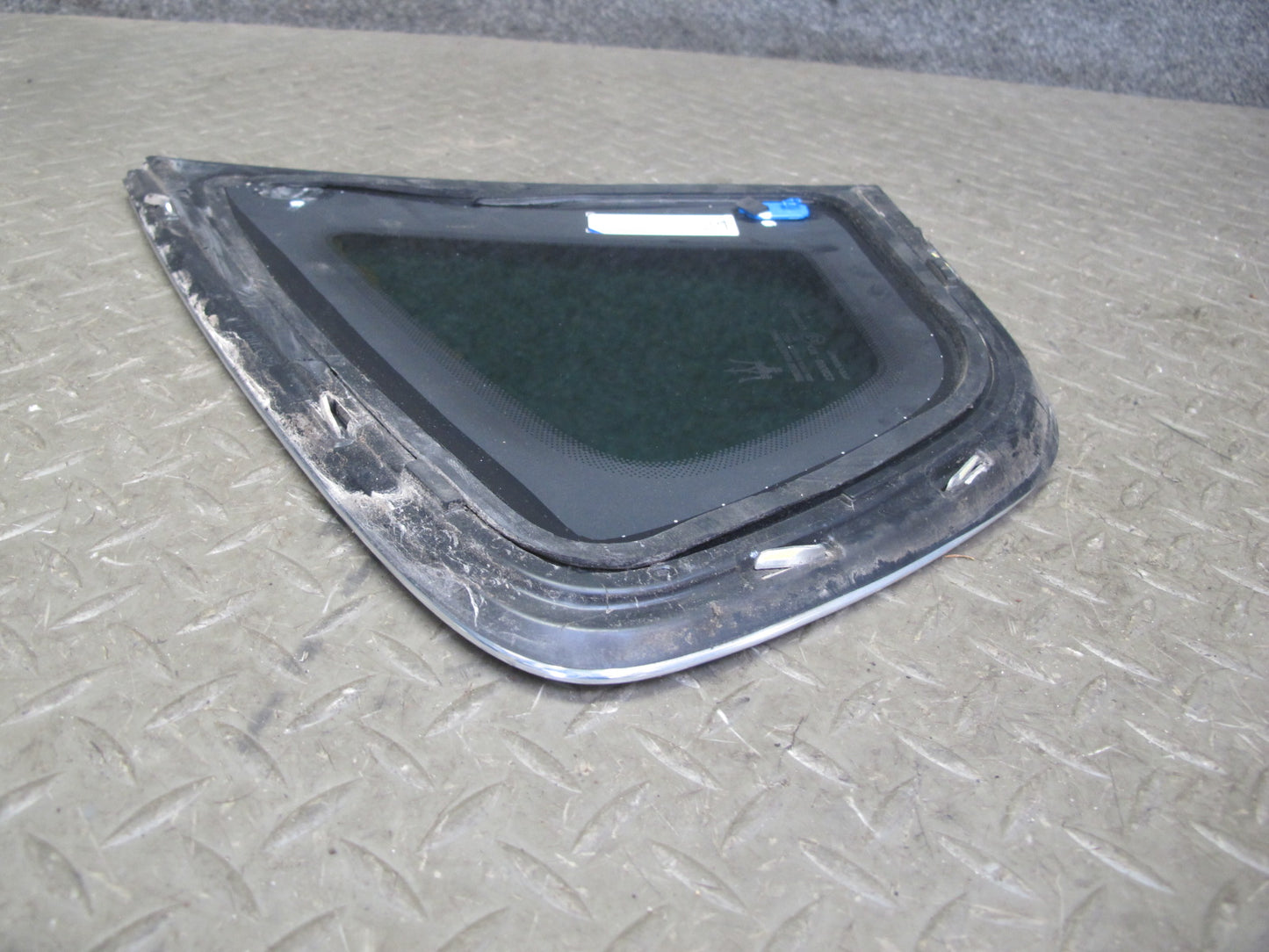 2017-2020 Maserati Levante M161 Rear Left Side Quarter Corner Glass Window