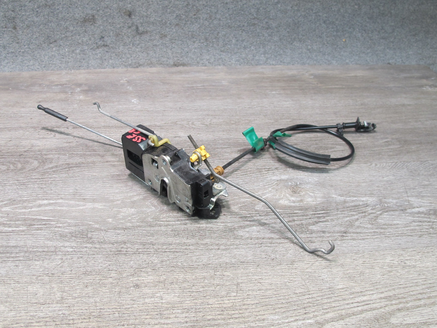 07-10 Saturn SKY Pontiac Solstice Right Passenger Door Lock Latch Actuator OEM
