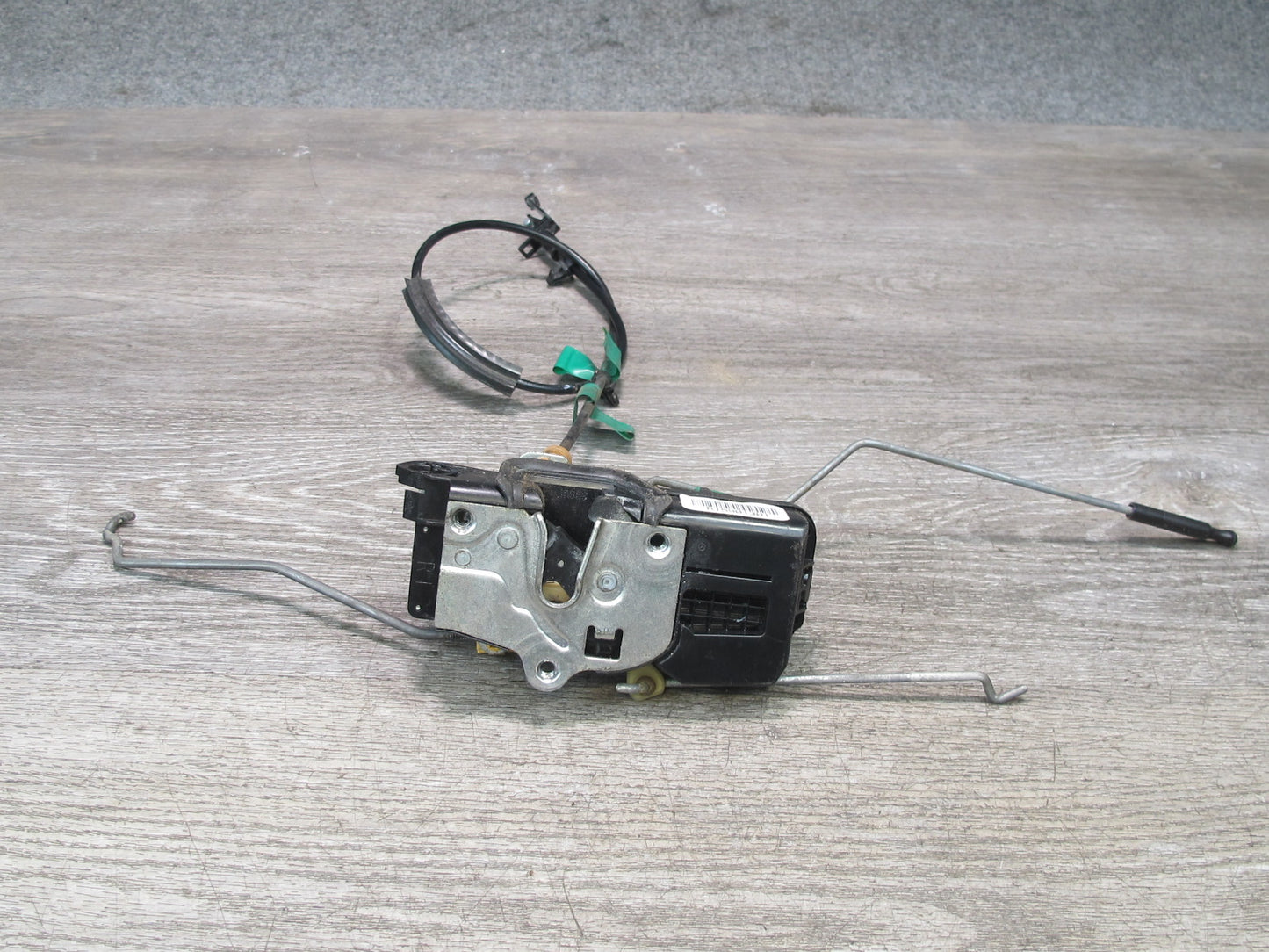 07-10 Saturn SKY Pontiac Solstice Right Passenger Door Lock Latch Actuator OEM