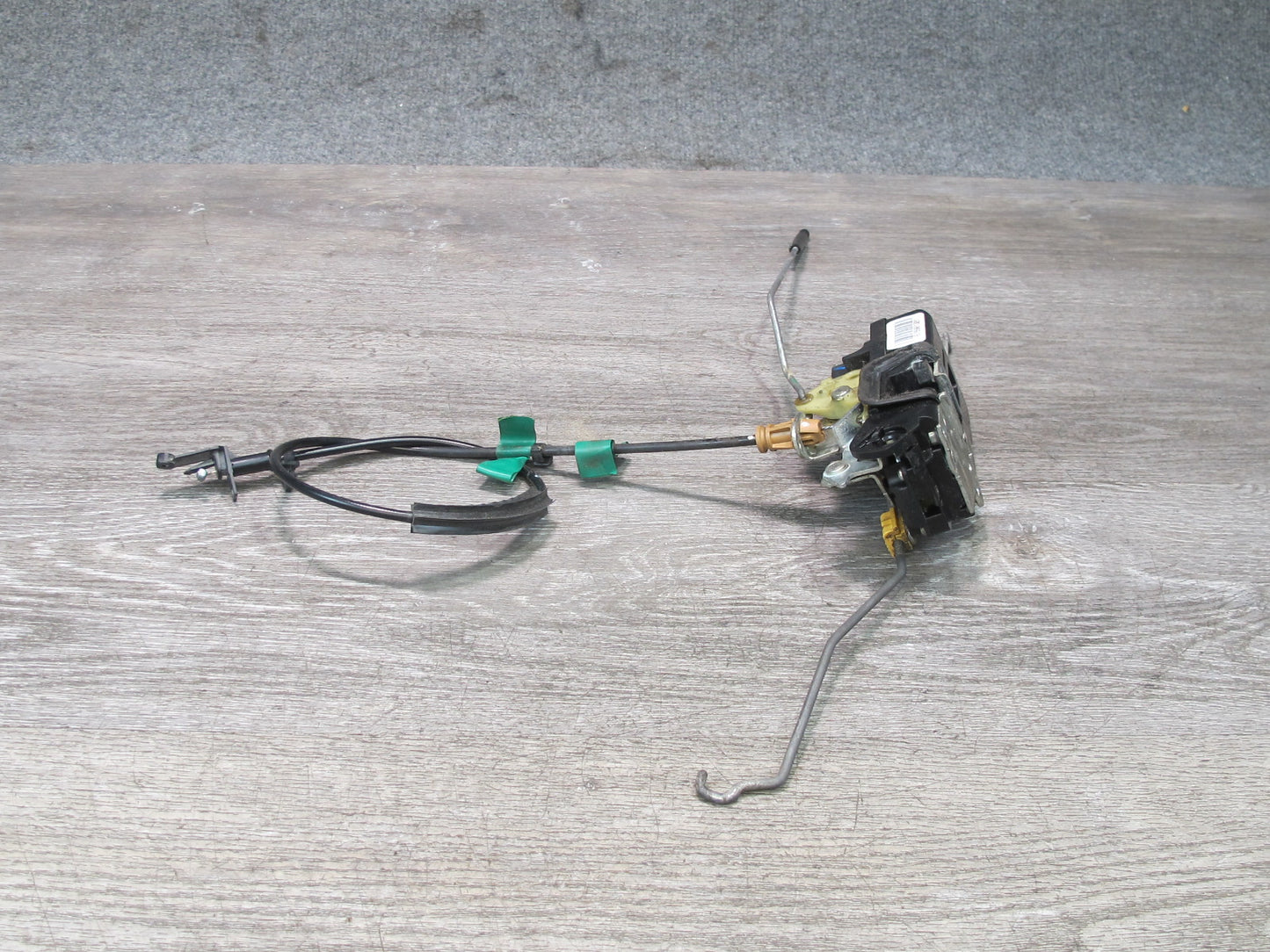 07-10 Saturn SKY Pontiac Solstice Right Passenger Door Lock Latch Actuator OEM