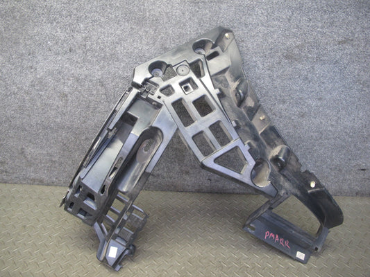 2015-2018 Porsche Macan Rear Right Bumper Mount Bracket Support 95B807484