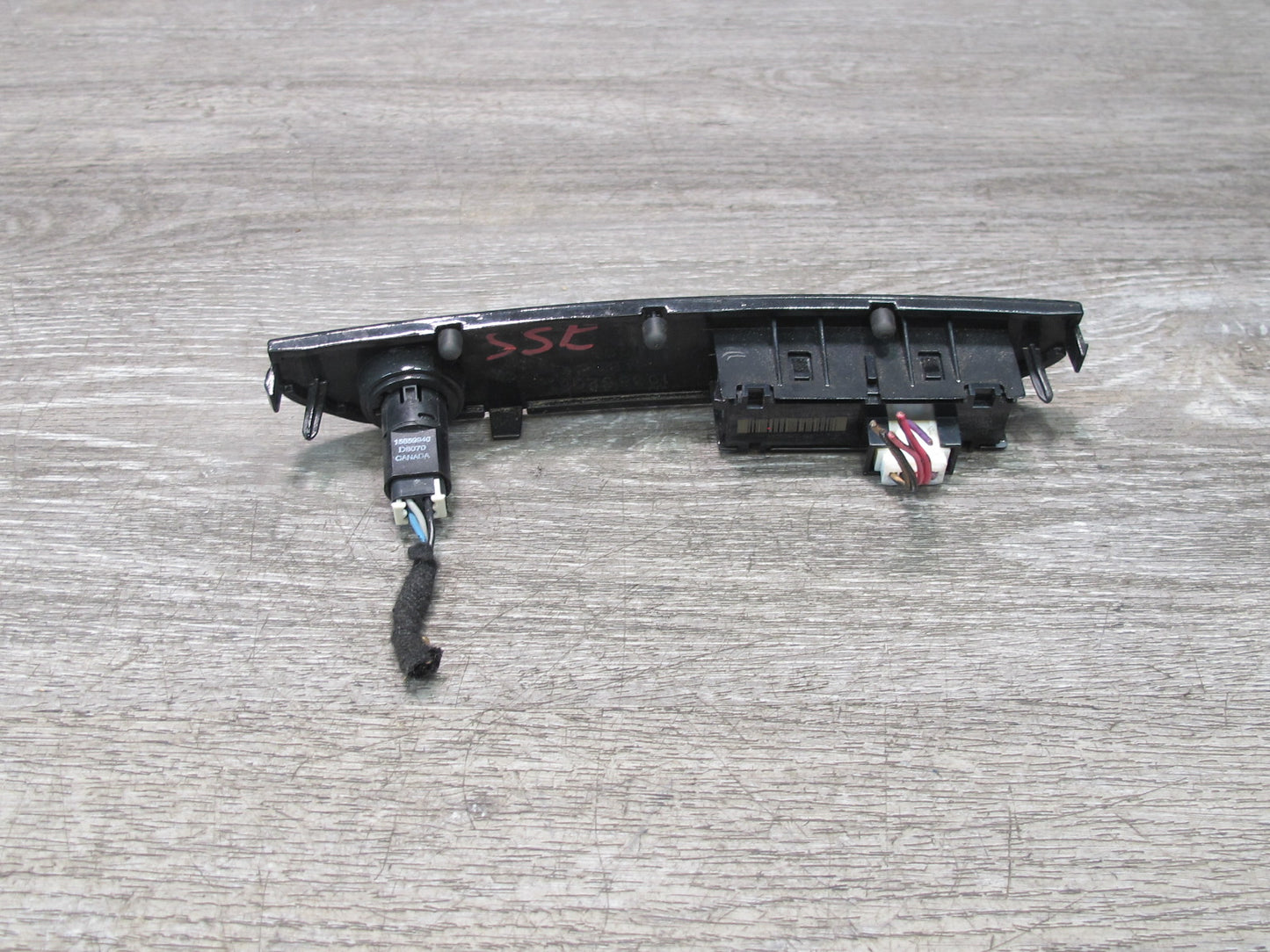 07-10 Saturn SKY Traction Control Button Passenger Indicator Switch Panel OEM