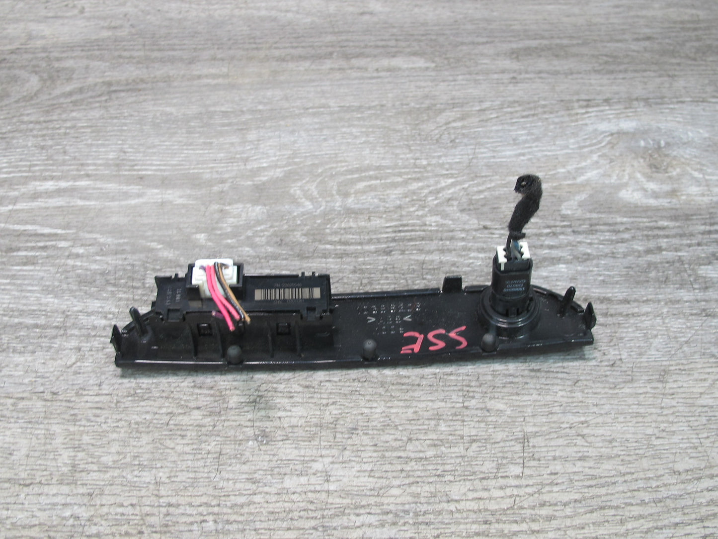 07-10 Saturn SKY Traction Control Button Passenger Indicator Switch Panel OEM