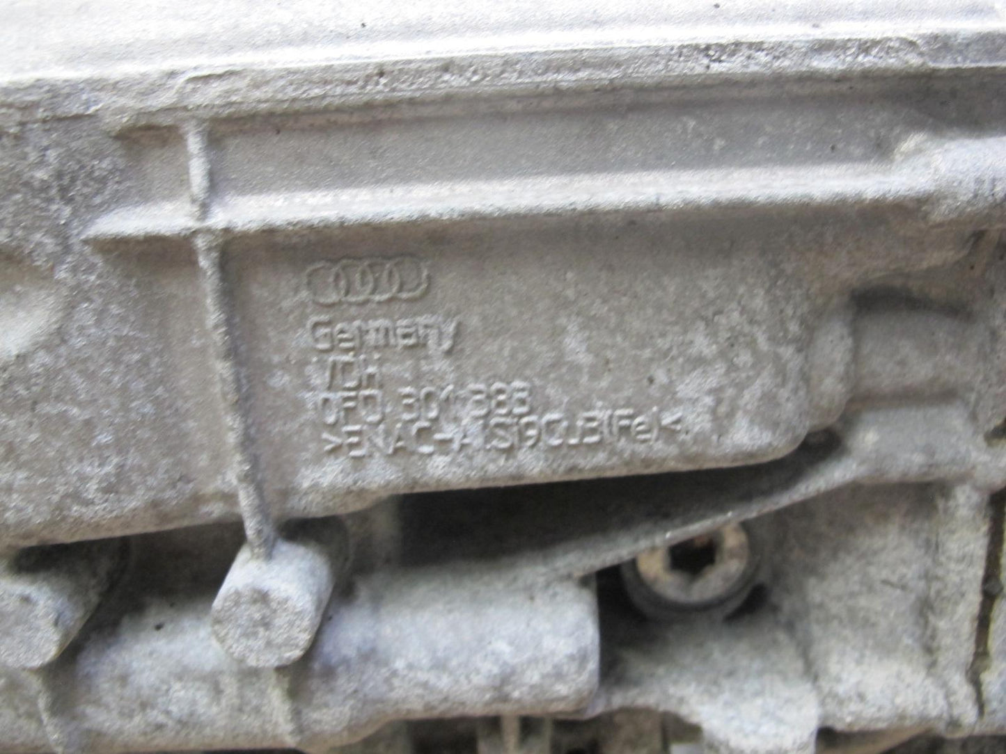 2015-2016 Porsche Macan S A5B02 A/T Automatic Transmission w Transfer Case 126k