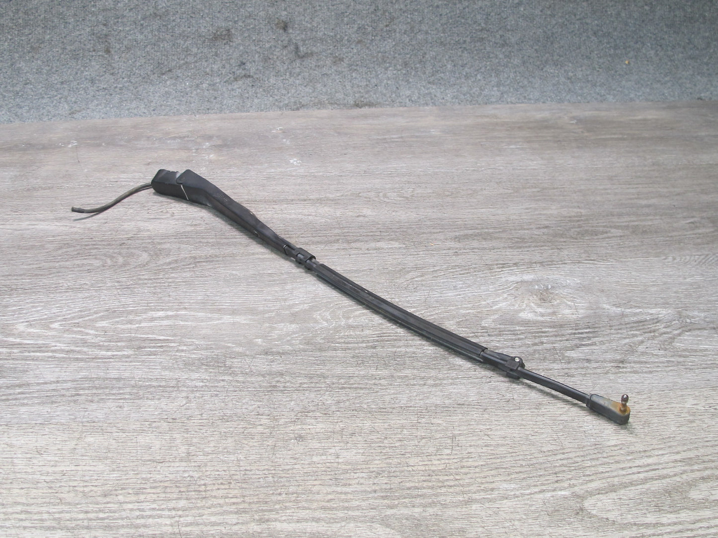 84-94 Chevrolet Corvette C4 Set of 2 Front Left & Right Windshield Wiper Arm OEM