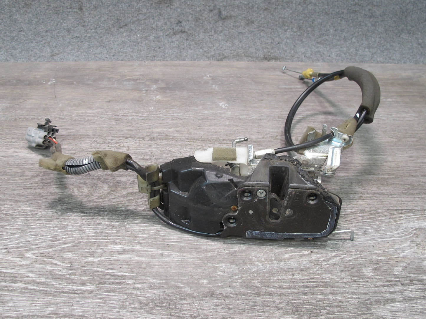 92-00 Lexus JZZ31L SC400 SC300 Front Right Pass Door Lock Latch Actuator OEM